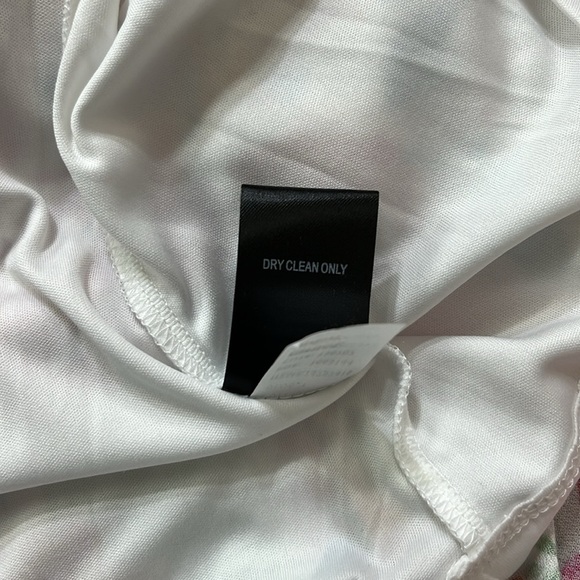 Torrid Floral Hi-low Flutter Sleeve Ivory Gauze Button Front Tea-Length Dress 3X - Picture 15 of 15